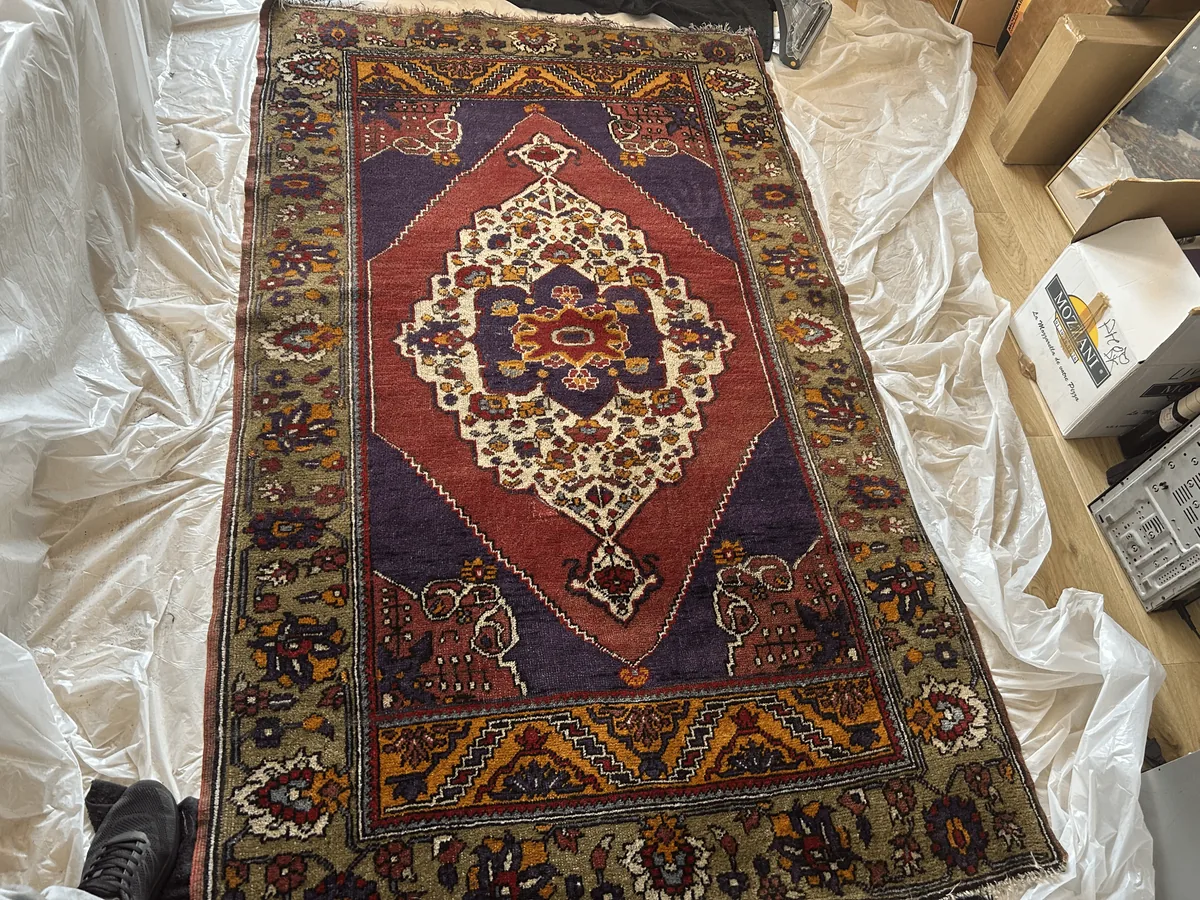 Tapis avant nettoyage à Marseille